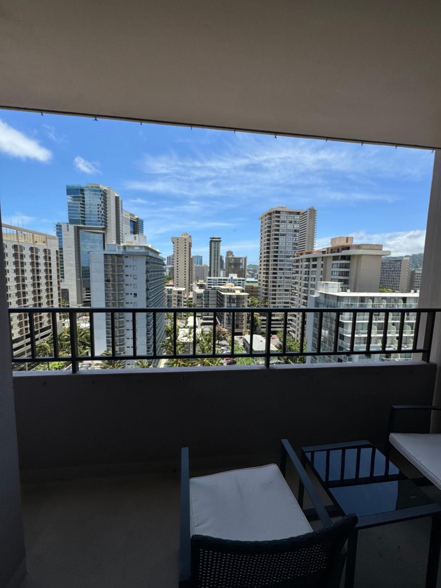1414- Heart Of Waikiki With Kitchen - Free Parking - City View Honolulu Buitenkant foto